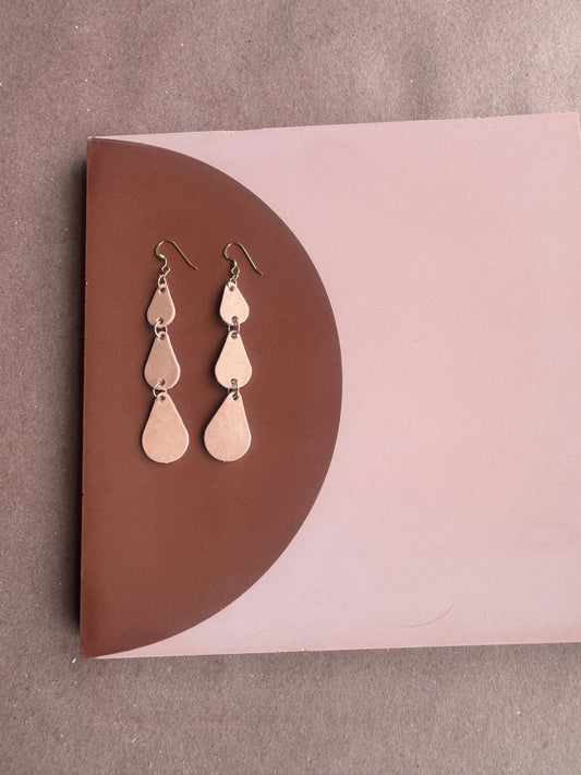 Blush drip earring