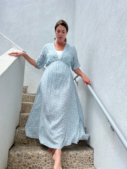 Baby blue/white flower maxi dress